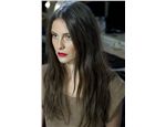 V zákulisí týdne módy “London Fashion Week” se Samem McKnightem, 
vlasovým stylistou a globálním ambasadorem značky Pantene Pro-V, Londýn, sezóna jaro - léto 2011
Módní přehlídka: Twenty8Twelve by S.Miller